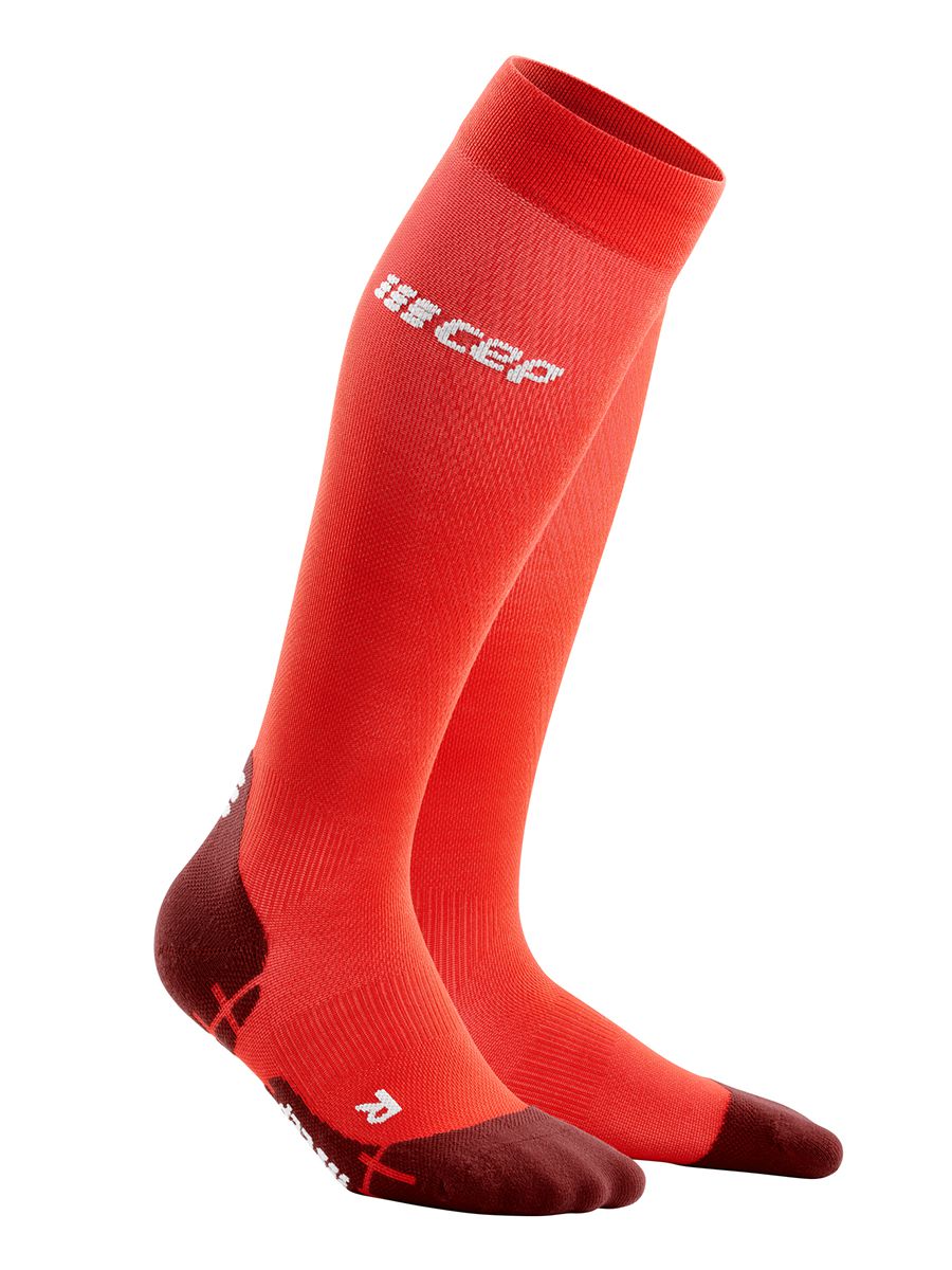 Компрессионные ультратонкие гольфы для бега CEP C1UUM мужские купить в OrtoMir24